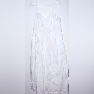 Old Navy white long sleeveless dress